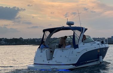 Chaparral 330 Signature Motor Yacht Rental in Austin, Texas