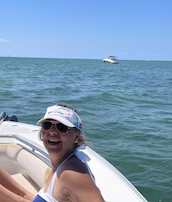 Boston Whaler 27' Center Console for Rent in Key Largo