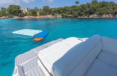 Private Boat Tour Cannes - Sea Ray SDX270 Lérins Islands Tour