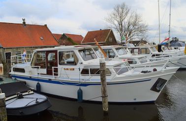 Family Cruise on the Wetterwille aboard the Palan-C 950 Houseboat