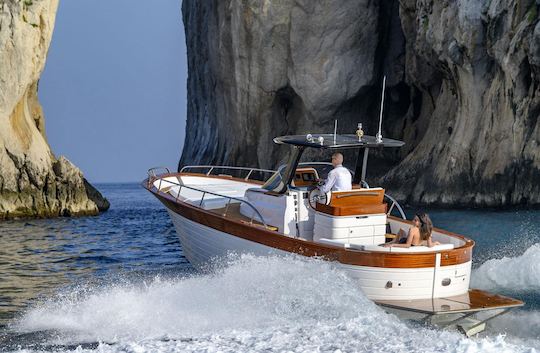 Luxury Mimì 9.5 Elite Boat Tour | Capri & Amalfi Coast