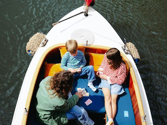 Amsterdam Canal Cruise: Float Like a Local on Diana
