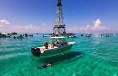 Premium Islamorada Boat Rental | 29' Grady-White Freedom