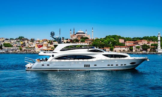 Elegant and Luxury Power Mega Yacht for80 Guests in İstanbul only 1500 per hour