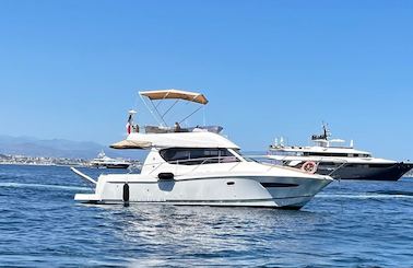 Discover the French Riviera by Private Yacht 34' Jeanneau Merry Fisher 10 Fly