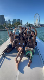 Sea Ray 60' Private Yacht! Get 1 Hr Free Monday-thursday 13 Passengers Max