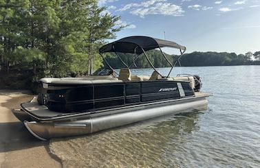 Exotic Tritoon with 250HP - Up to 13 People on Lake Lanier