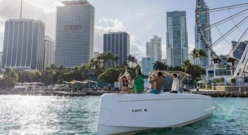 Data Report: The Top 10 Boating Cities in Florida (Updated for 2025)