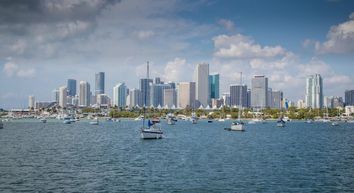 Miami Boat Rides: Local Adventures, Skyline Views, and Marine Marvels